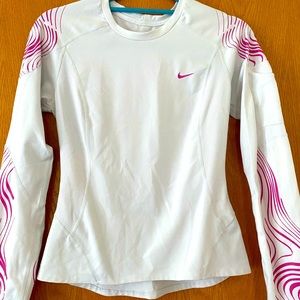 Nike Fit Dry Long Sleeve